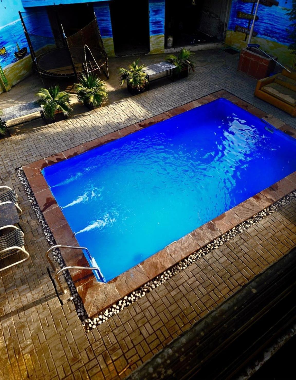 12Th Avenue Hotel Lahore Bagian luar foto