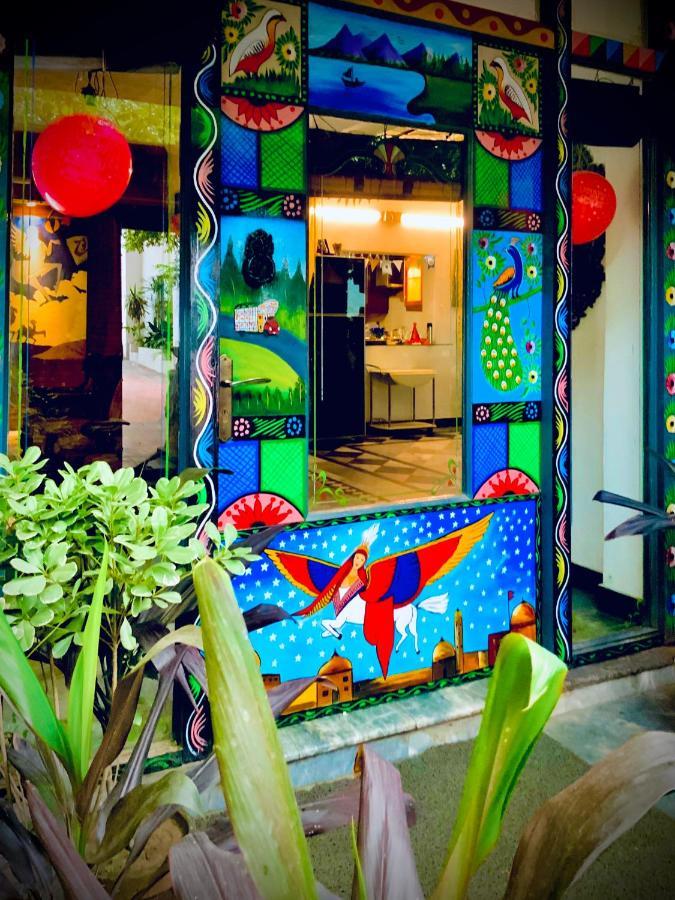 12Th Avenue Hotel Lahore Bagian luar foto